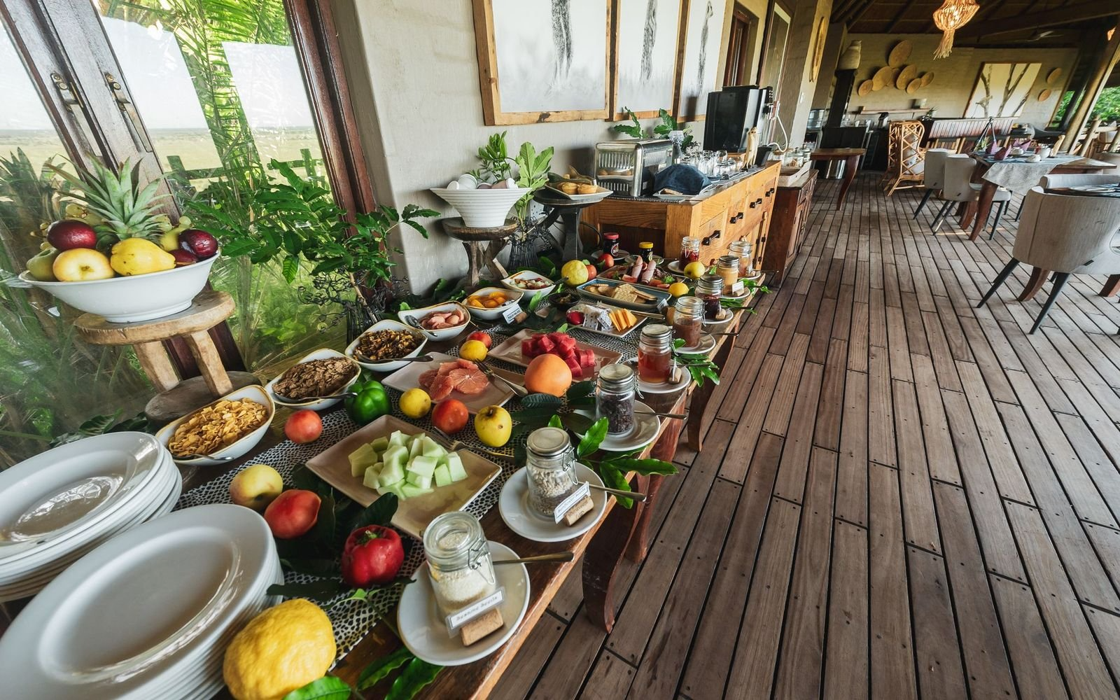 Dining1